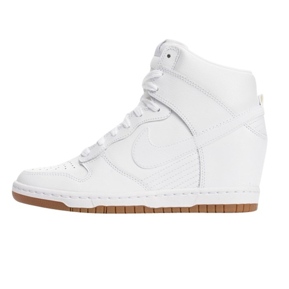 NIKE | Sky Hi Dunk, Essential High Top Wedge Sneakers